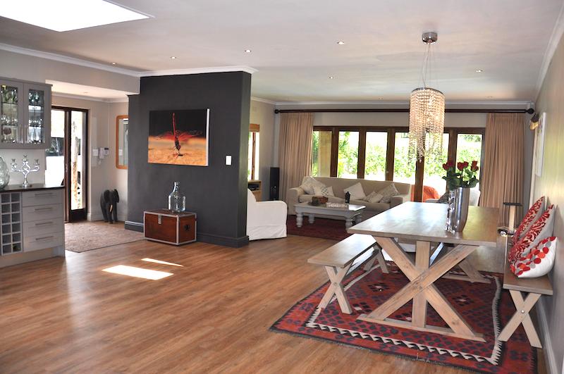 Photo 9 of Tokai Villa accommodation in Tokai, Cape Town with 4 bedrooms and 4 bathrooms