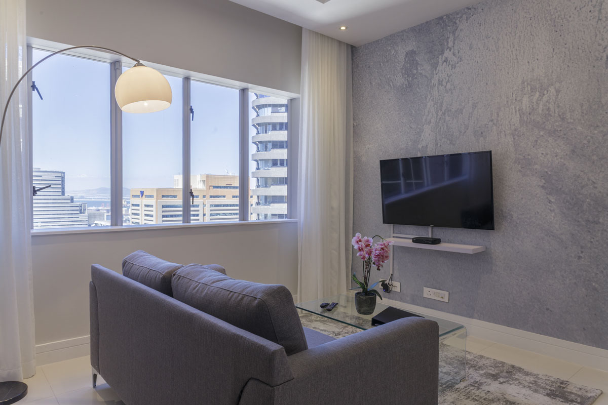 Photo 2 of Triangle Luxury Suites 1909 accommodation in City Centre, Cape Town with 1 bedrooms and 1 bathrooms