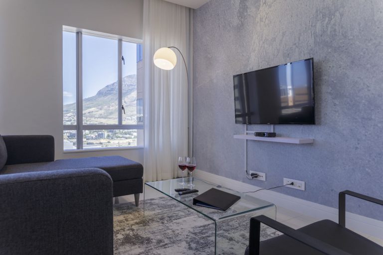 Photo 14 of Triangle Suites 2012 accommodation in City Centre, Cape Town with 2 bedrooms and 2 bathrooms