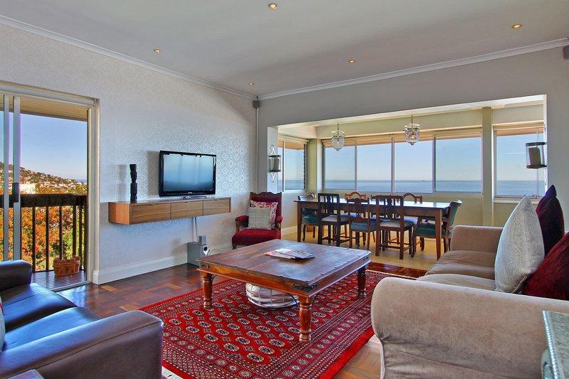 Photo 6 of Upper Sea Point Chamonix accommodation in Sea Point, Cape Town with 2 bedrooms and 2 bathrooms