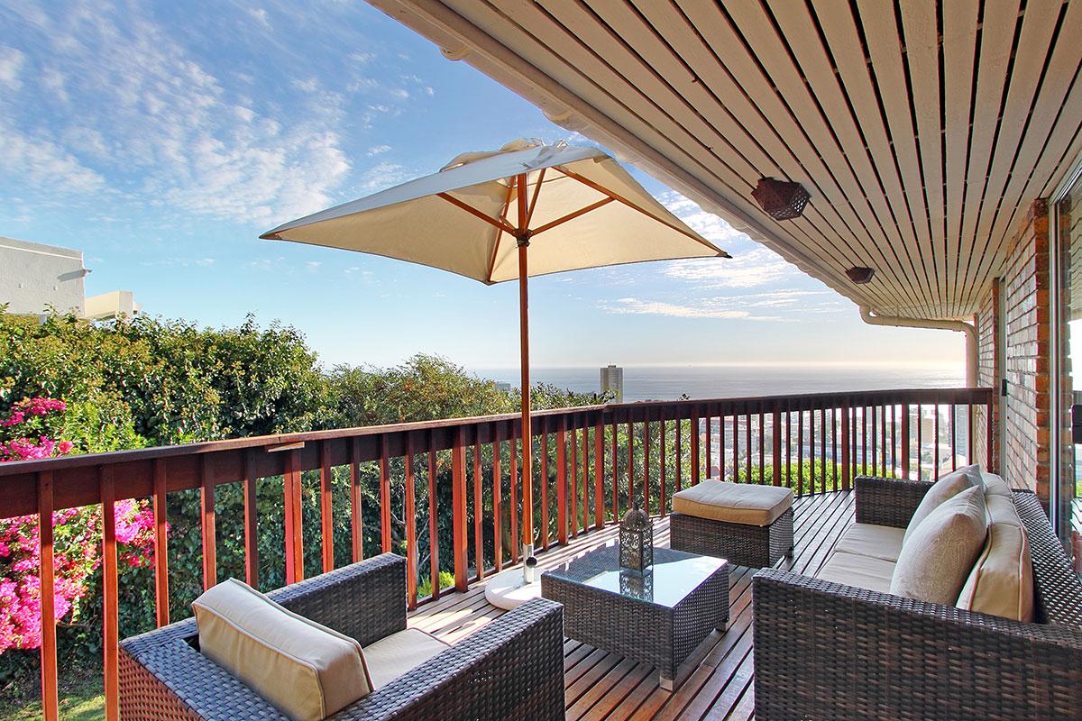 Photo 1 of Upper Sea Point Chamonix accommodation in Sea Point, Cape Town with 2 bedrooms and 2 bathrooms