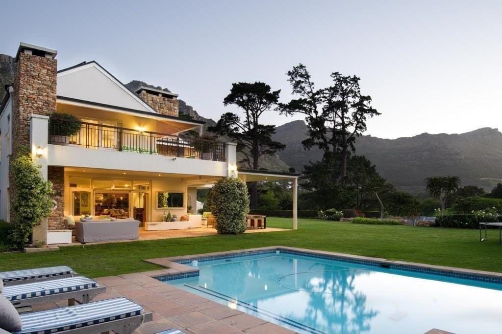 Photo 22 of Valley Retreat + Cottage accommodation in Hout Bay, Cape Town with 7 bedrooms and 6 bathrooms