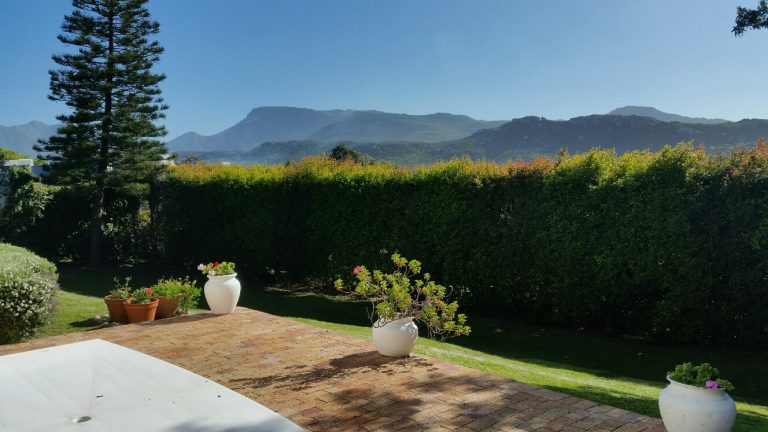 Photo 7 of Valley Views accommodation in Fish Hoek, Cape Town with 4 bedrooms and 3 bathrooms
