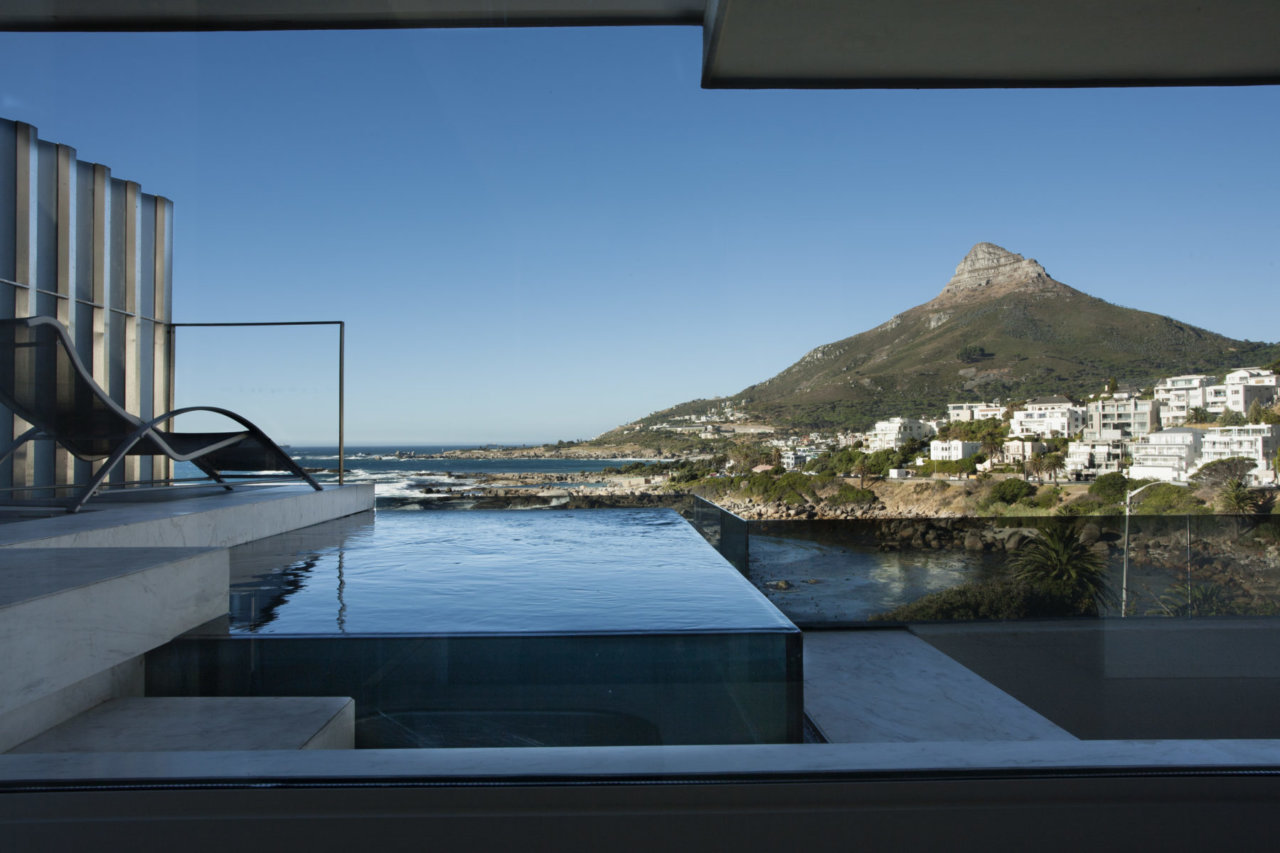 Photo 1 of Victoria Rd Luxury Apartment 201 accommodation in Camps Bay, Cape Town with 3 bedrooms and 3 bathrooms