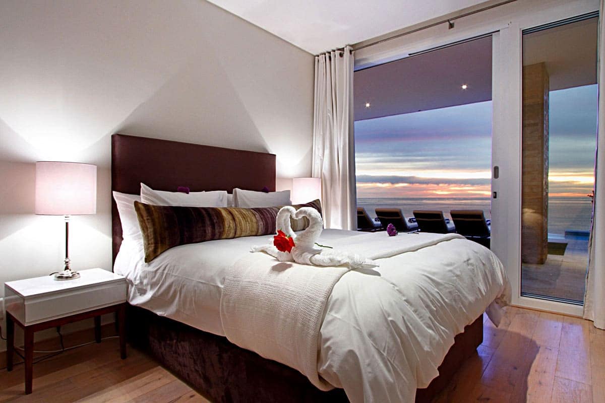 Photo 11 of Villa Adara accommodation in Camps Bay, Cape Town with 5 bedrooms and 5 bathrooms