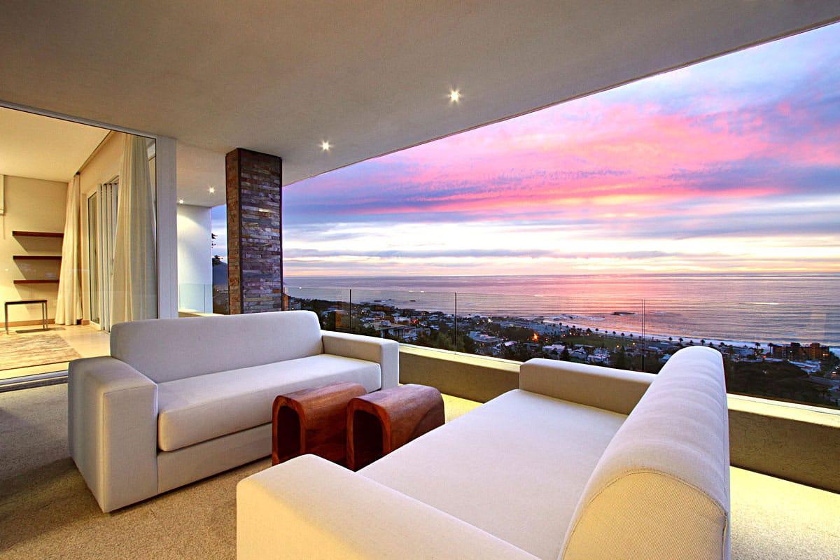 Photo 10 of Villa Adara accommodation in Camps Bay, Cape Town with 5 bedrooms and 5 bathrooms