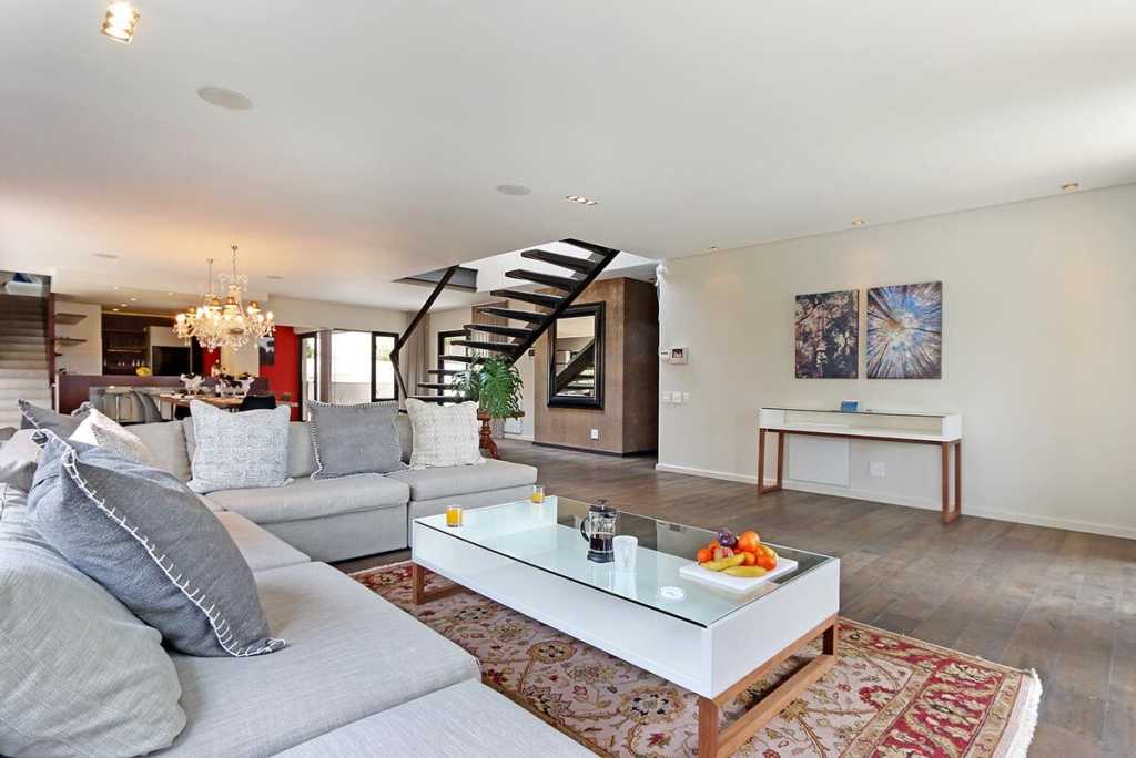 Photo 17 of Villa Alba accommodation in Camps Bay, Cape Town with 3 bedrooms and 3 bathrooms