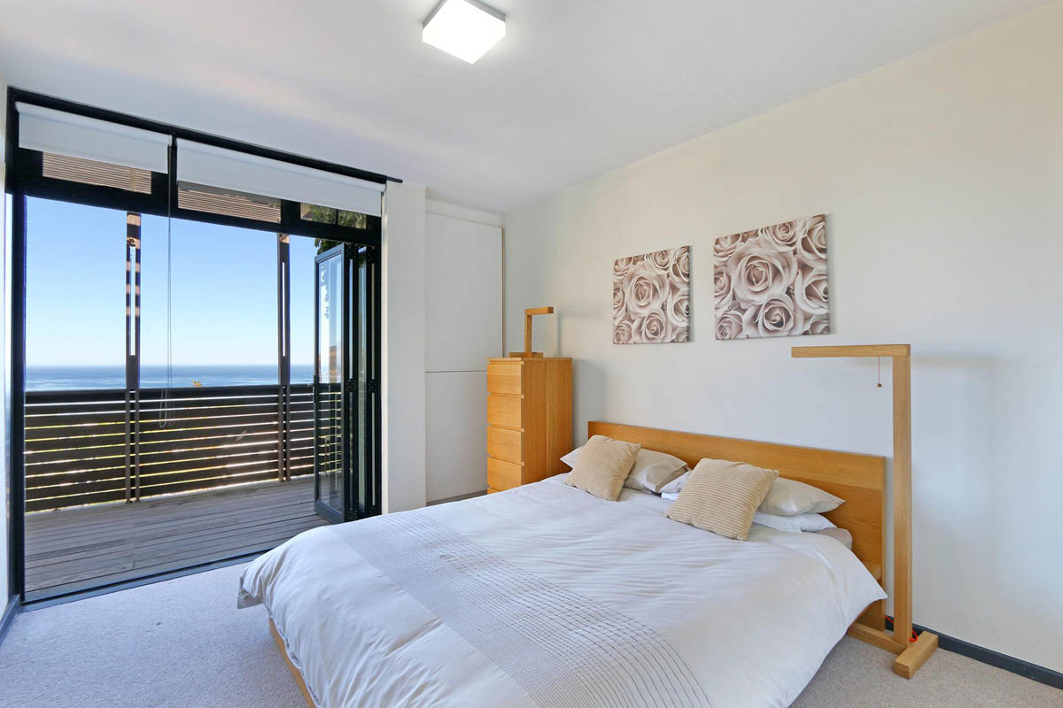 Photo 5 of Villa Aqua accommodation in Camps Bay, Cape Town with 4 bedrooms and 4 bathrooms