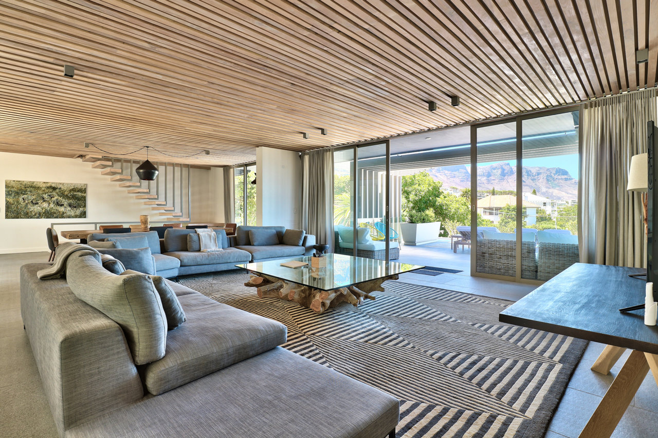 Photo 11 of Villa Argyle accommodation in Camps Bay, Cape Town with 6 bedrooms and 6 bathrooms