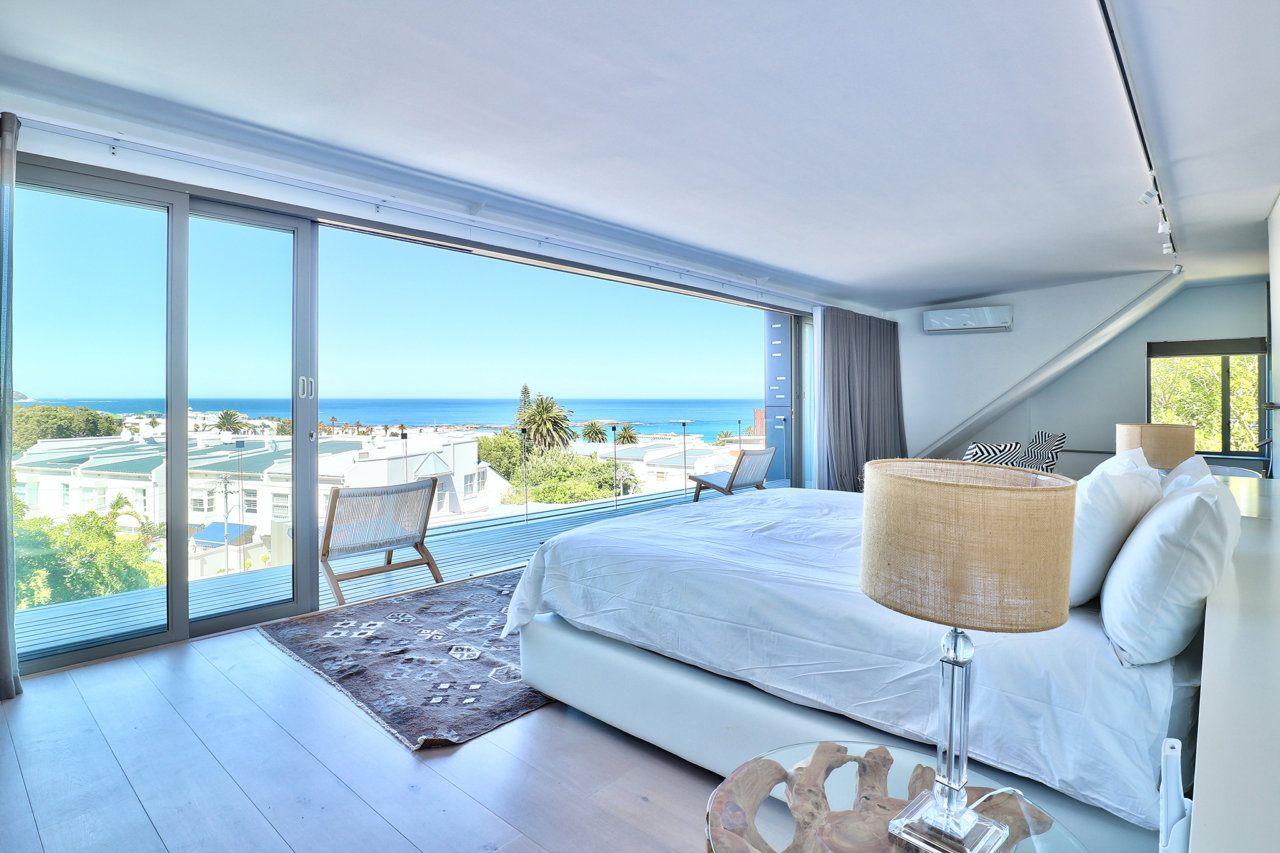 Photo 23 of Villa Argyle accommodation in Camps Bay, Cape Town with 6 bedrooms and 6 bathrooms