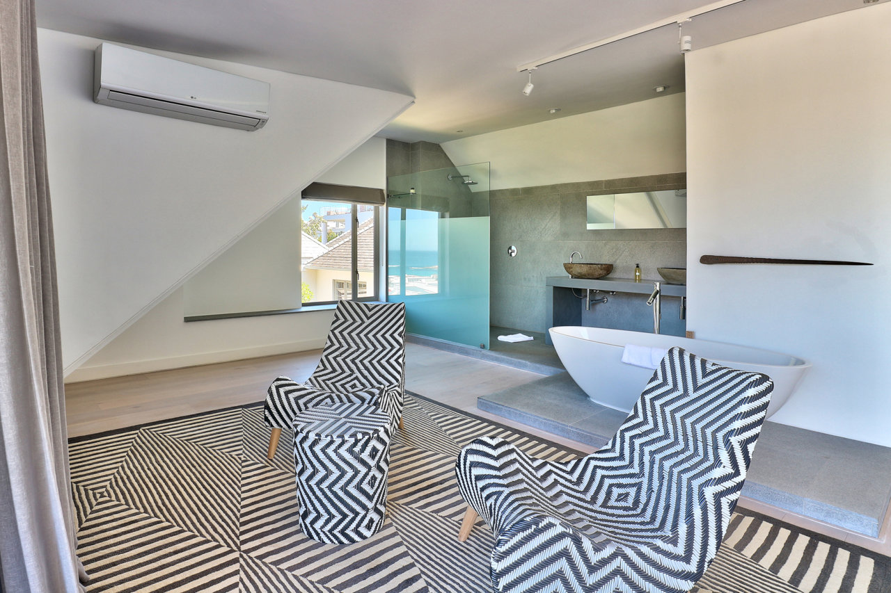 Photo 35 of Villa Argyle accommodation in Camps Bay, Cape Town with 6 bedrooms and 6 bathrooms