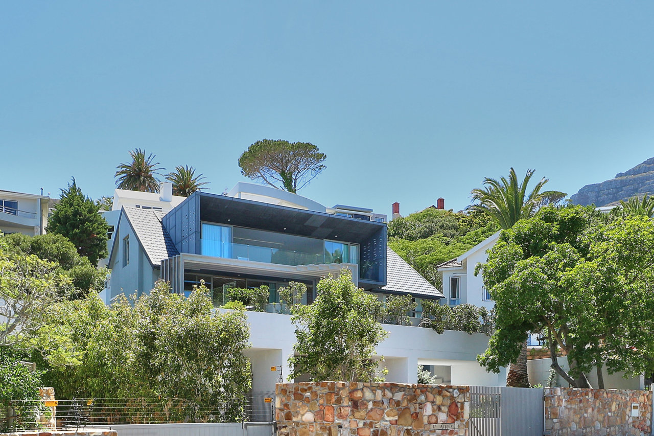Photo 1 of Villa Argyle accommodation in Camps Bay, Cape Town with 6 bedrooms and 6 bathrooms