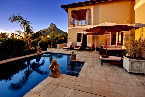 Photo 1 of Villa Bali accommodation in Camps Bay, Cape Town with 6 bedrooms and 6 bathrooms