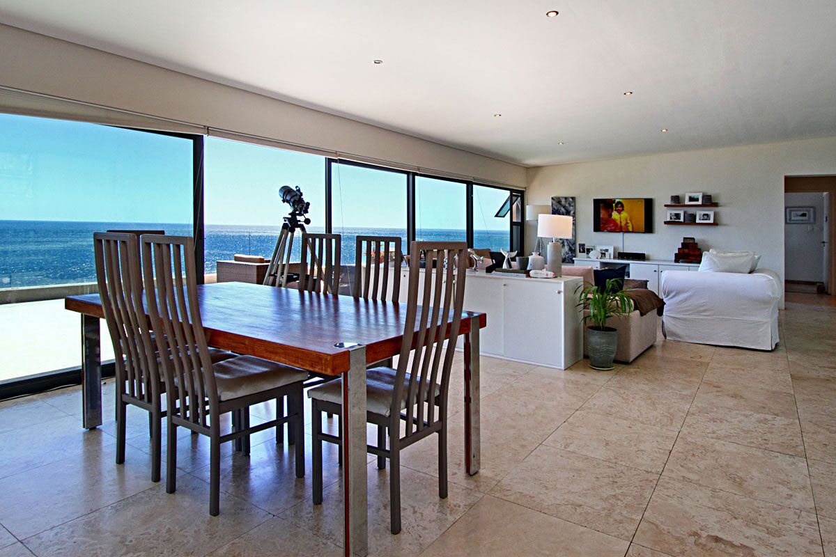 Photo 25 of Villa Besthill accommodation in Llandudno, Cape Town with 5 bedrooms and 4 bathrooms