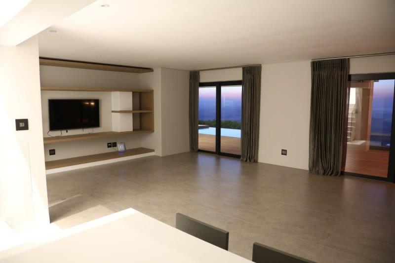 Photo 7 of Villa Citrine accommodation in Camps Bay, Cape Town with 5 bedrooms and 4 bathrooms