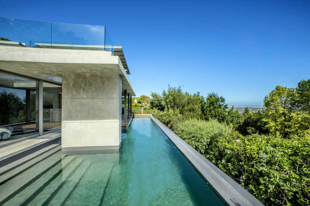 Photo 47 of Villa Constantia accommodation in Constantia, Cape Town with 7 bedrooms and 7 bathrooms