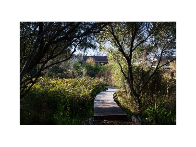 Photo 12 of Villa Constantia accommodation in Constantia, Cape Town with 4 bedrooms and 3 bathrooms