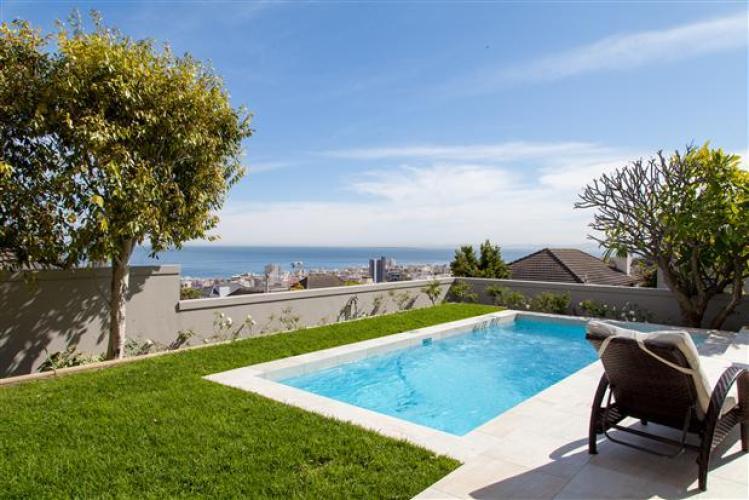 Photo 3 of Villa De Berrange accommodation in Fresnaye, Cape Town with 4 bedrooms and 3.5 bathrooms