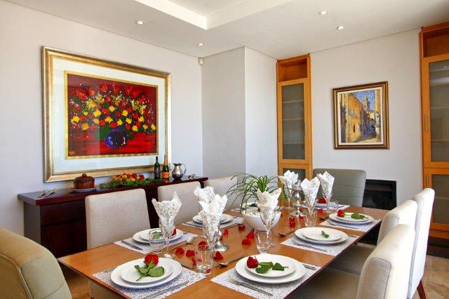 Photo 3 of Villa del Capo accommodation in Camps Bay, Cape Town with 7 bedrooms and 7 bathrooms