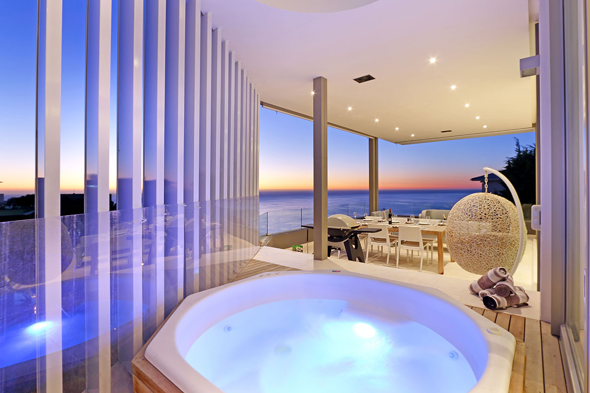 Photo 1 of Villa Dhalia accommodation in Bantry Bay, Cape Town with 4 bedrooms and 4.5 bathrooms