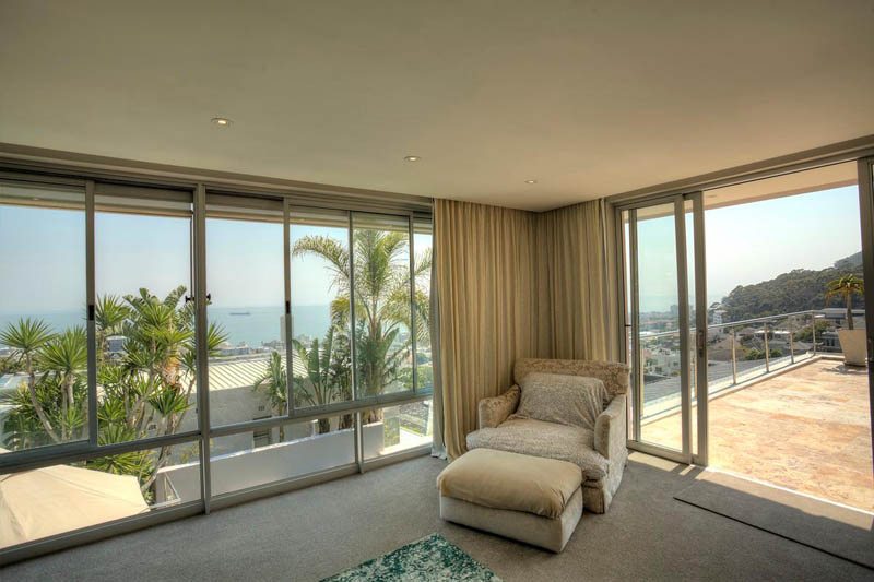 Photo 11 of Villa Dishant accommodation in Fresnaye, Cape Town with 3 bedrooms and 3 bathrooms