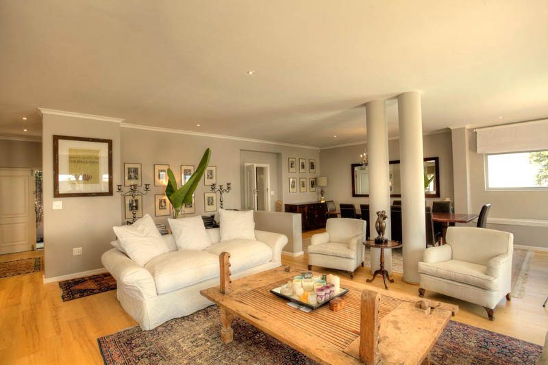 Photo 20 of Villa Dishant accommodation in Fresnaye, Cape Town with 3 bedrooms and 3 bathrooms