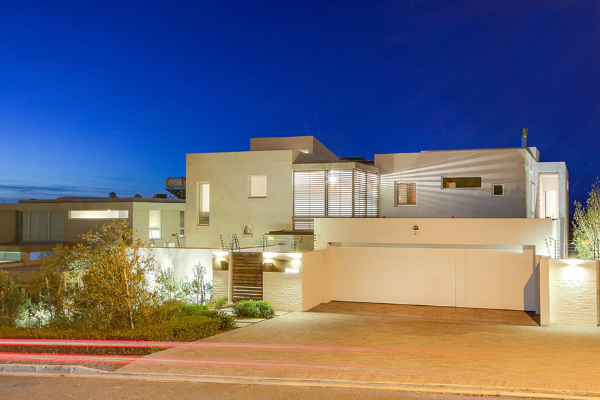 Photo 22 of Villa Eli accommodation in Camps Bay, Cape Town with 5 bedrooms and 4 bathrooms
