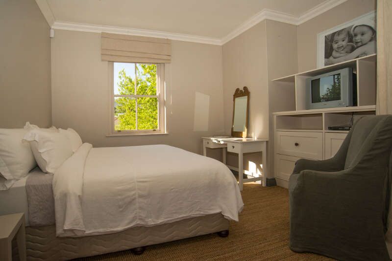Photo 6 of Villa Franschhoek accommodation in Franschhoek, Cape Town with 4 bedrooms and 4 bathrooms