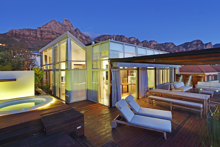 Photo 21 of Villa Glen Sunsets accommodation in Camps Bay, Cape Town with 3 bedrooms and 3 bathrooms