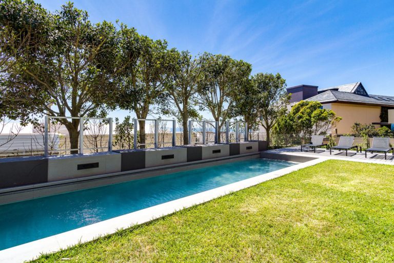 Photo 1 of Villa Halcyon accommodation in Bantry Bay, Cape Town with 5 bedrooms and 5 bathrooms