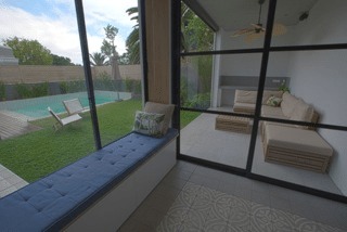 Photo 11 of Villa Hugenot accommodation in Fresnaye, Cape Town with 4 bedrooms and 2.5 bathrooms