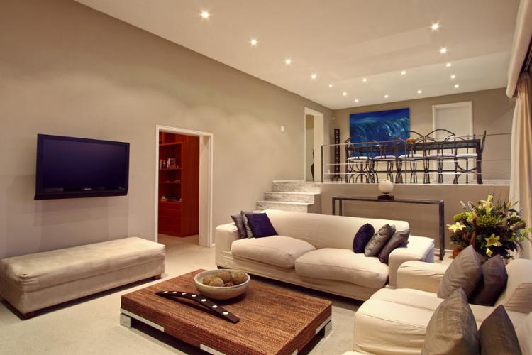 Photo 8 of Villa Indigo accommodation in Bantry Bay, Cape Town with 5 bedrooms and 4 bathrooms