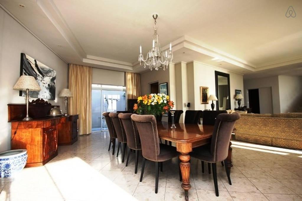 Photo 9 of Villa Marina accommodation in Bantry Bay, Cape Town with 4 bedrooms and 4 bathrooms