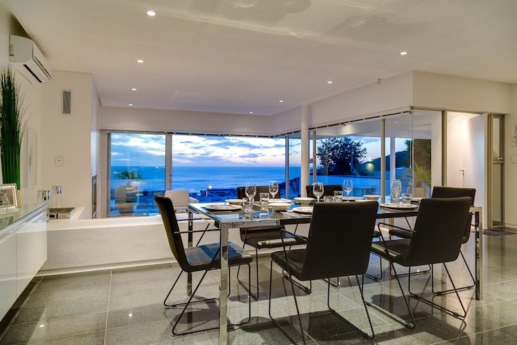 Photo 14 of Villa Maxima accommodation in Camps Bay, Cape Town with 6 bedrooms and 5.5 bathrooms