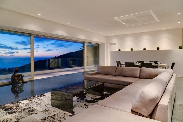 Photo 21 of Villa Maxima accommodation in Camps Bay, Cape Town with 6 bedrooms and 5.5 bathrooms