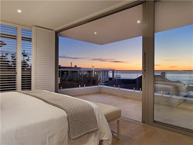 Photo 16 of Villa MonteMare accommodation in Camps Bay, Cape Town with 4 bedrooms and 4 bathrooms