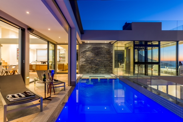Photo 9 of Villa Moore accommodation in Camps Bay, Cape Town with 5 bedrooms and 6 bathrooms