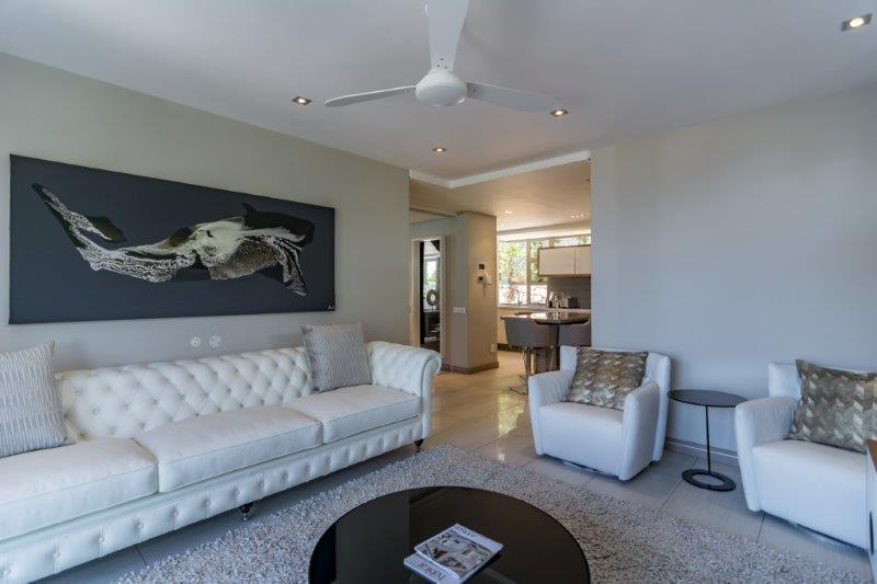 Photo 39 of Villa Pascal accommodation in Camps Bay, Cape Town with 4 bedrooms and 4 bathrooms
