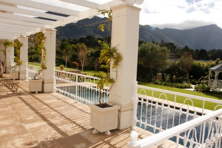Photo 5 of Villa Picardie accommodation in Constantia, Cape Town with 5 bedrooms and 2 bathrooms
