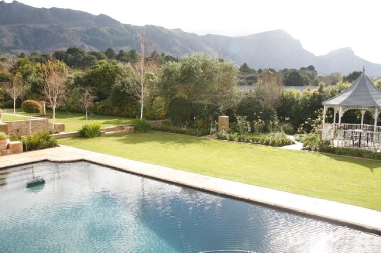 Photo 7 of Villa Picardie accommodation in Constantia, Cape Town with 5 bedrooms and 2 bathrooms