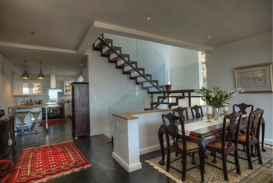 Photo 6 of Villa Protea accommodation in Fresnaye, Cape Town with 3 bedrooms and 3 bathrooms