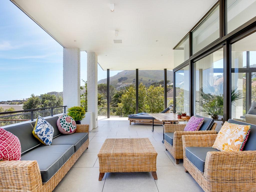 Photo 3 of Villa Quebec Road accommodation in Camps Bay, Cape Town with 4 bedrooms and 3 bathrooms