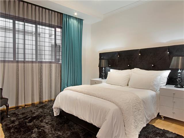 Photo 14 of Villa Radiance accommodation in Camps Bay, Cape Town with 4 bedrooms and 3 bathrooms