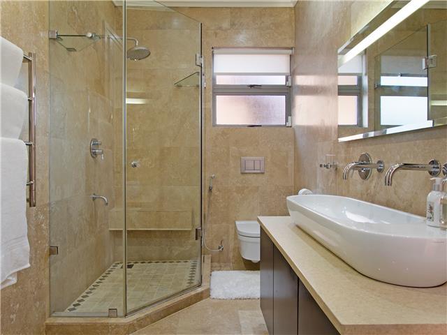 Photo 18 of Villa Radiance accommodation in Camps Bay, Cape Town with 4 bedrooms and 3 bathrooms