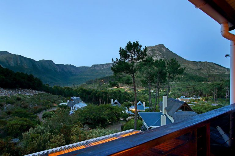 Photo 8 of Villa Silvermist accommodation in Constantia, Cape Town with 3 bedrooms and 3 bathrooms