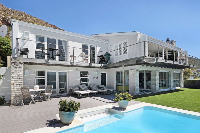 Photo 1 of Villa Simonstown accommodation in Simons Town, Cape Town with 5 bedrooms and 5 bathrooms
