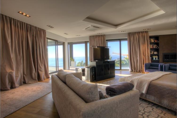 Photo 10 of Villa St. Leon accommodation in Bantry Bay, Cape Town with 5 bedrooms and 5 bathrooms