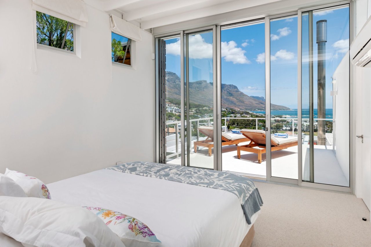 Photo 7 of Villa Strathmore accommodation in Camps Bay, Cape Town with 5 bedrooms and 5 bathrooms