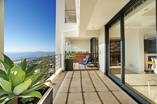 Photo 10 of Villla Top Road accommodation in Bantry Bay, Cape Town with 4 bedrooms and 5 bathrooms