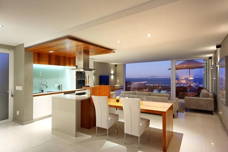 Photo 10 of Virland Apartment accommodation in Green Point, Cape Town with 1 bedrooms and 1 bathrooms